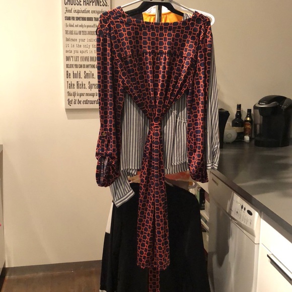 Spense Tie-Dress - Picture 3 of 4